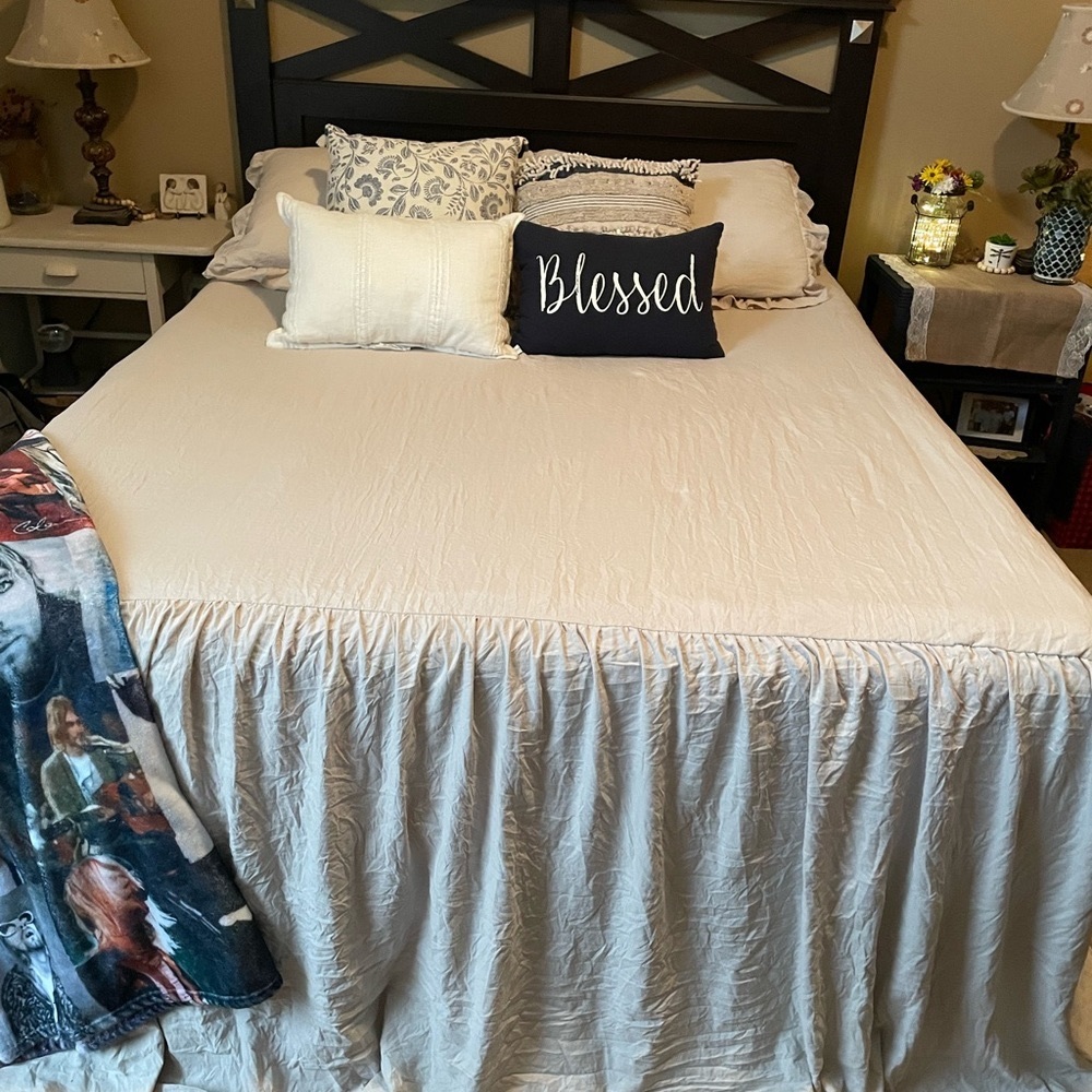 Beautiful Lush bedspread King Size Ruffle skirt is 30 inches long.